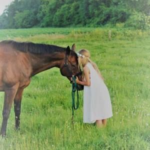 Meet your Posher, Adriana